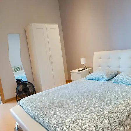 Historic Apartment *